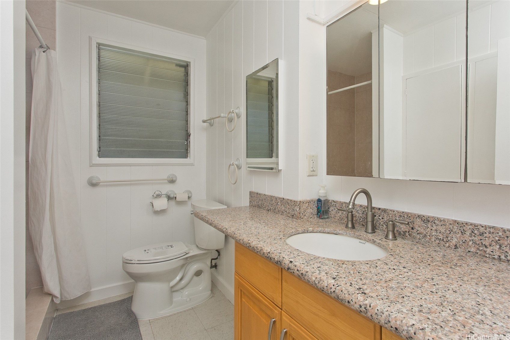 931 Alewa Drive A Property Photo 9