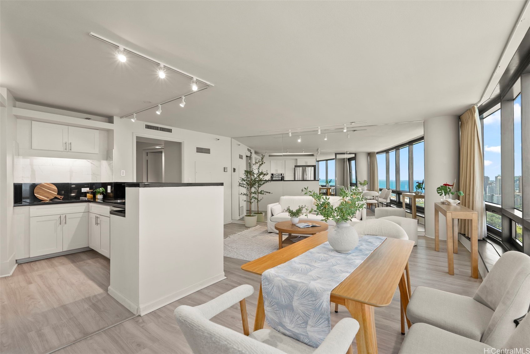 1330 Ala Moana Boulevard 3704 Property Photo 4