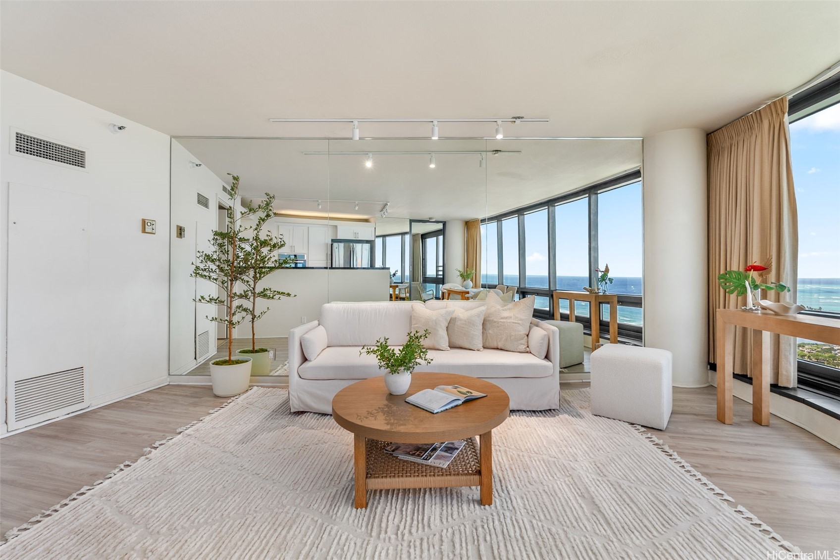 1330 Ala Moana Boulevard 3704 Property Photo 5
