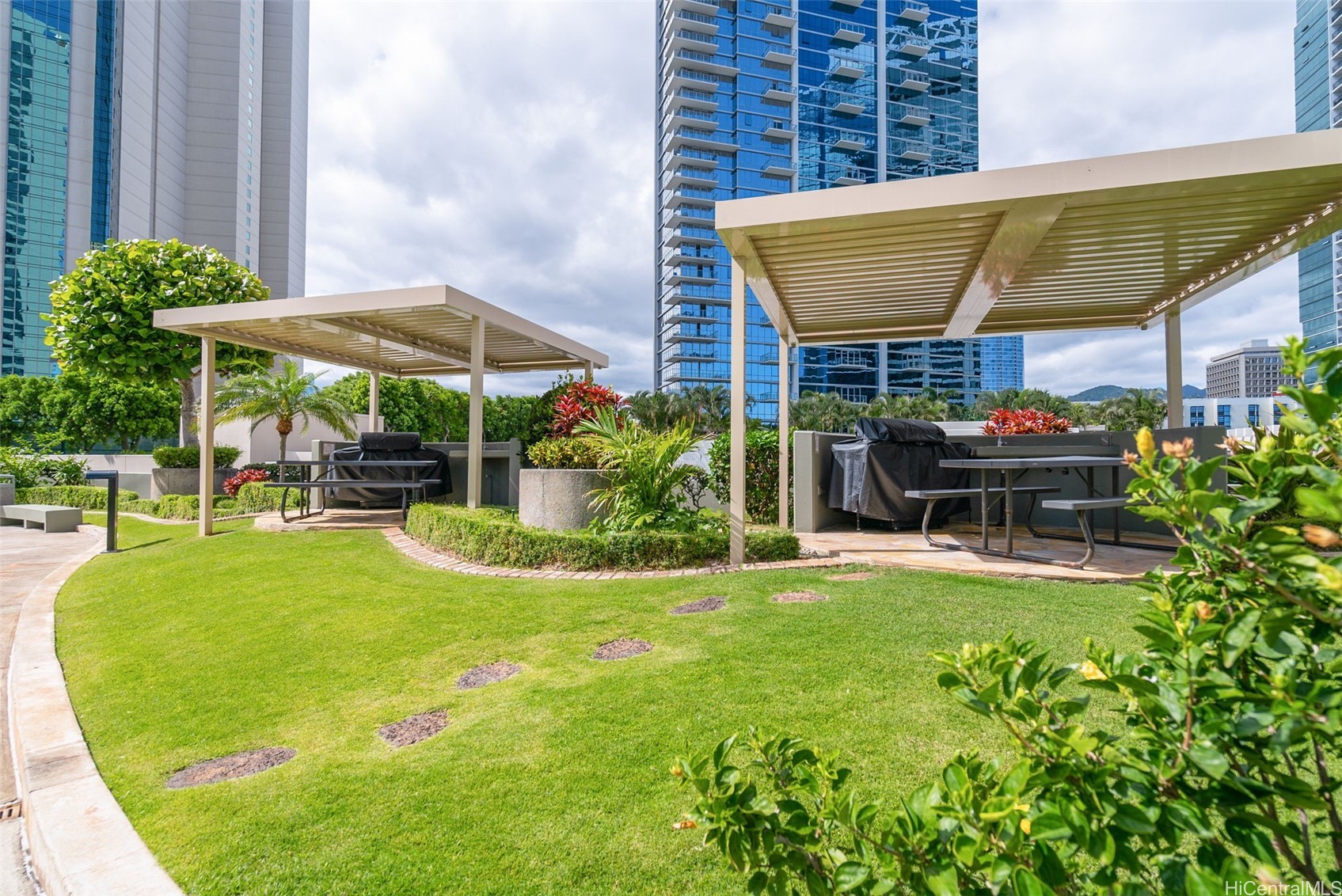 1330 Ala Moana Boulevard 3704 Property Photo 21
