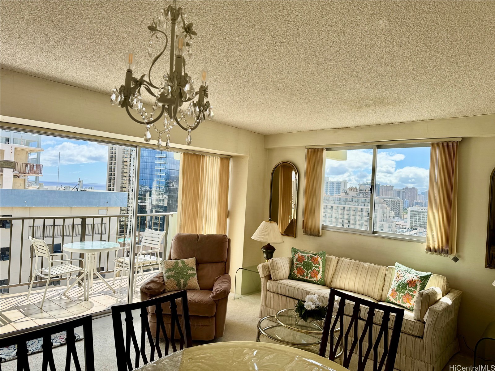 2440 Kuhio Avenue 2106 Property Photo 5