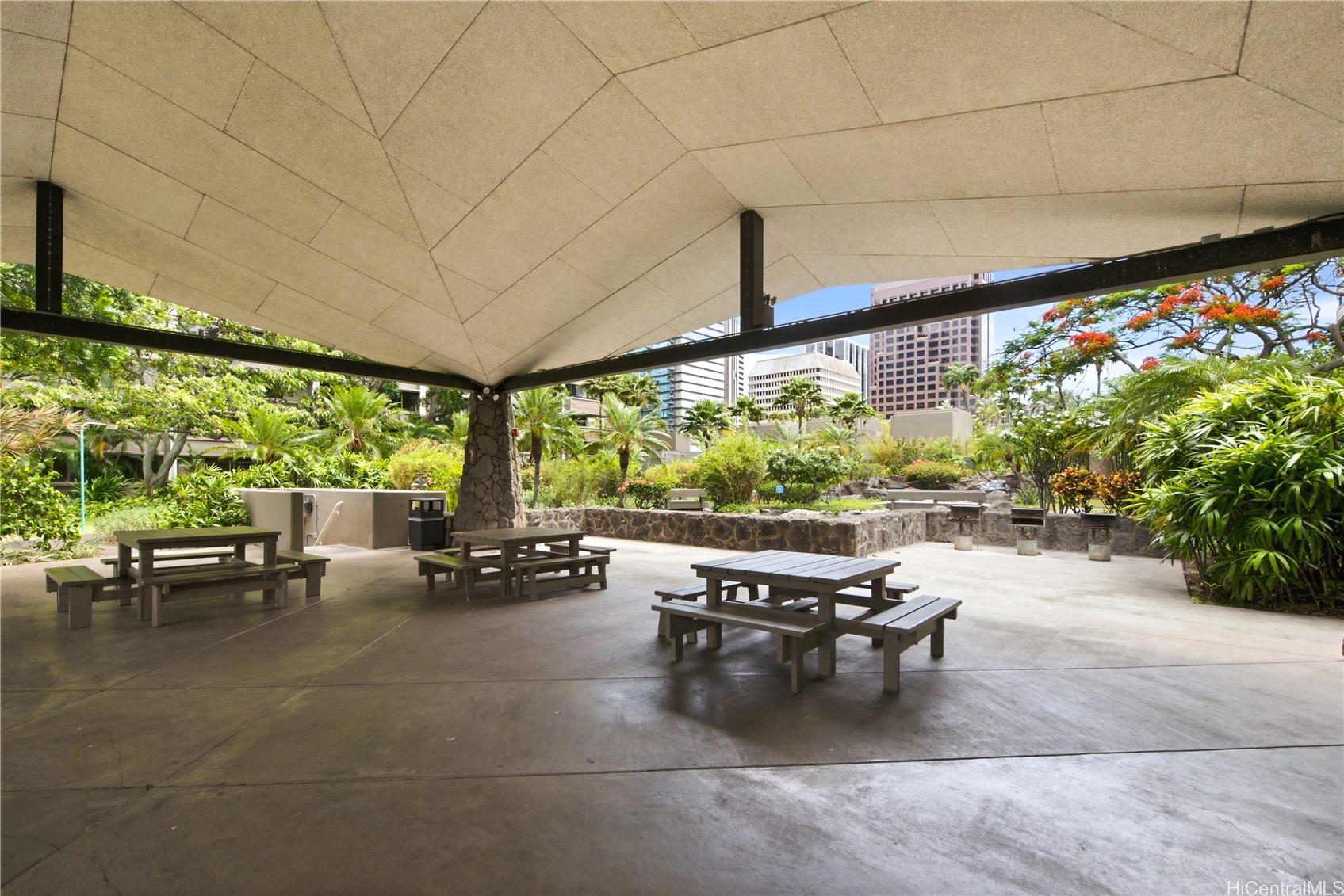 1255 Nuuanu Avenue E612 Property Photo 21