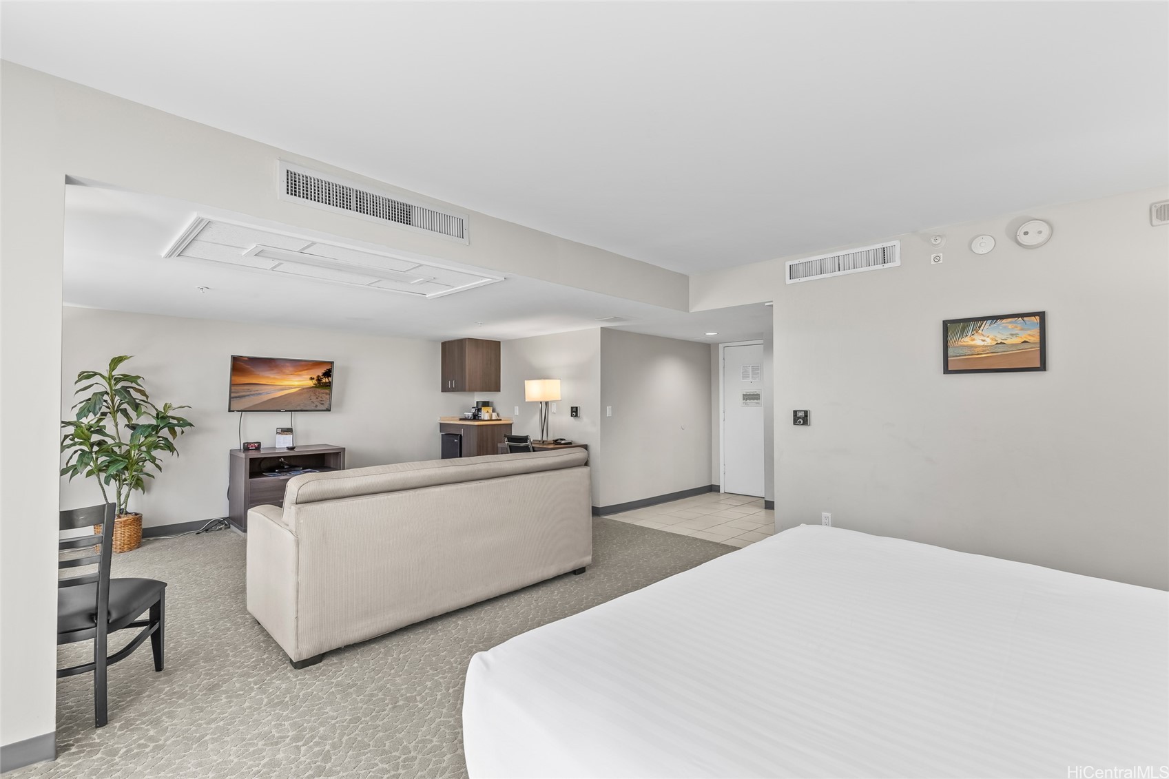1850 Ala Moana Boulevard 206 Property Photo 2