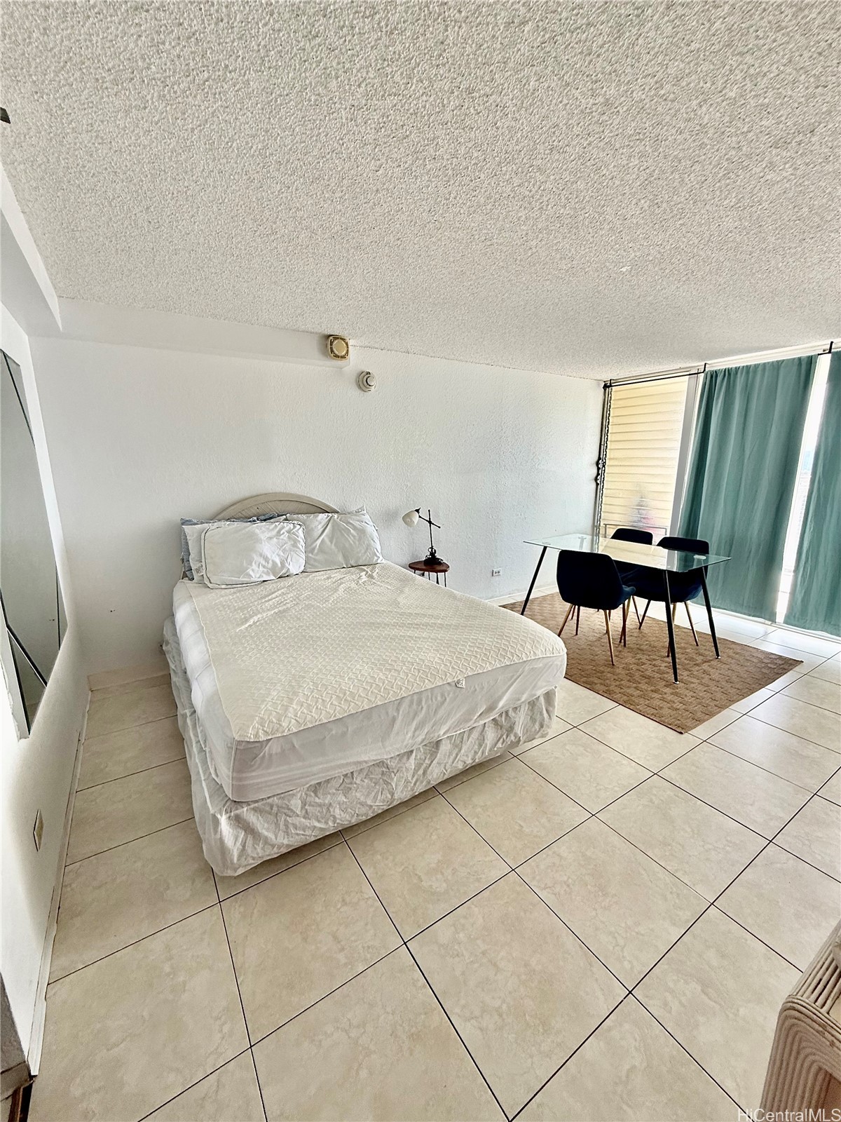 445 Seaside Avenue 3718 Property Photo 3