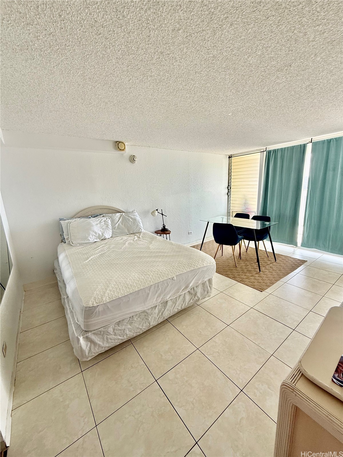 445 Seaside Avenue 3718 Property Photo 4