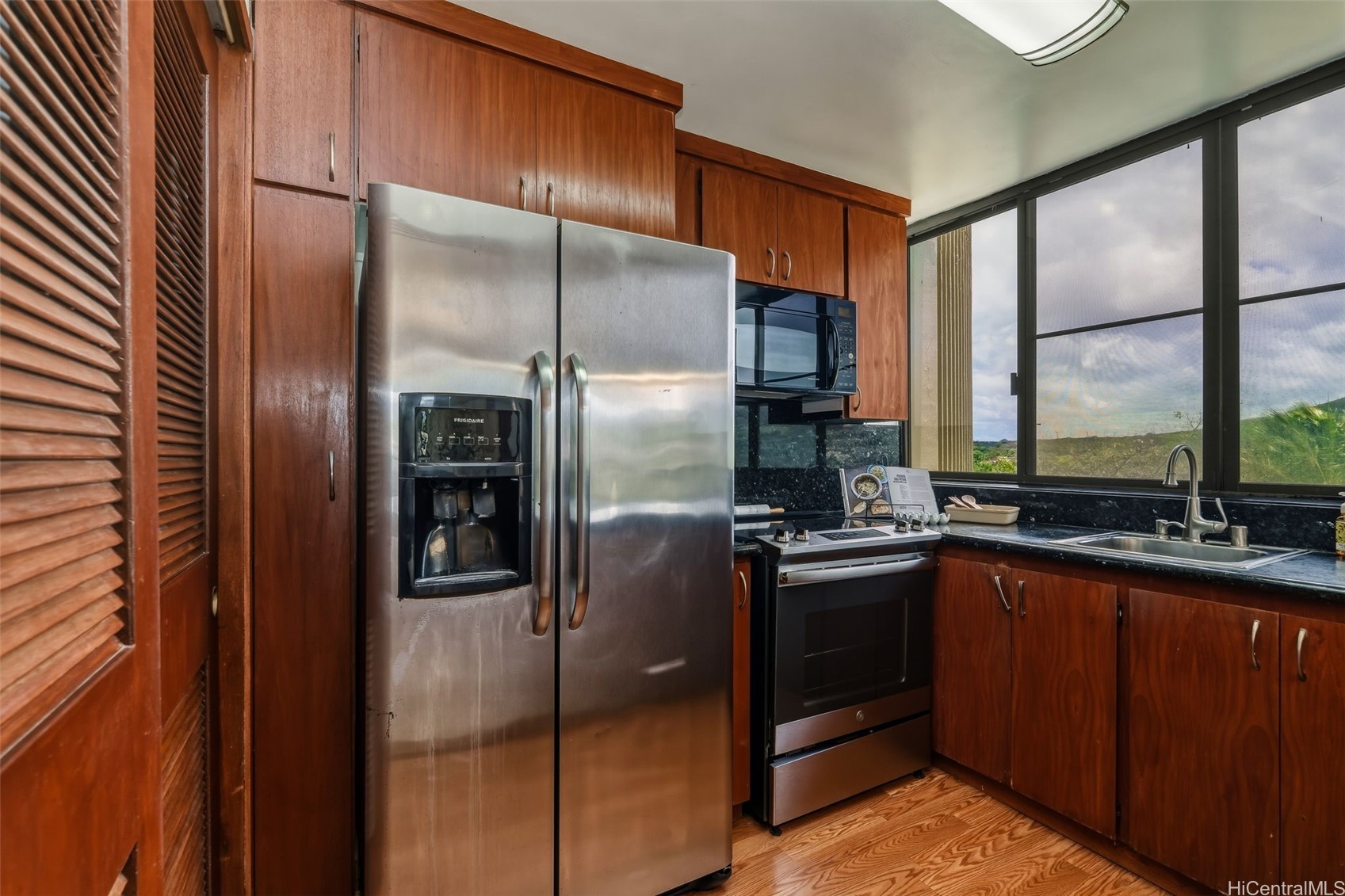 3050 Ala Poha Place 5e Property Photo 11
