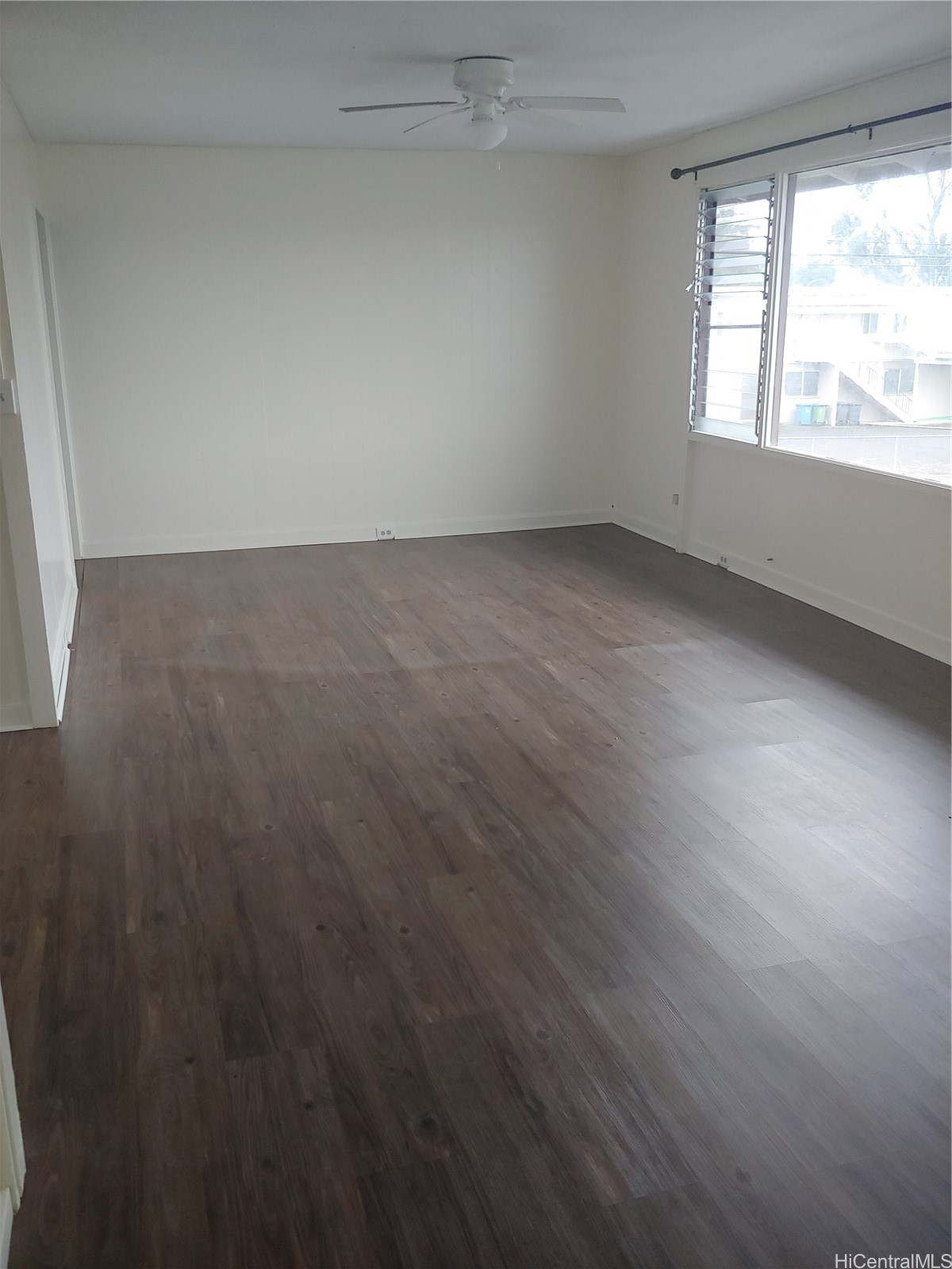 2126 California Avenue Property Photo 6