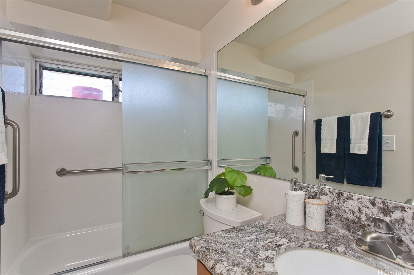 2525 Date Street 3706 Property Photo 11