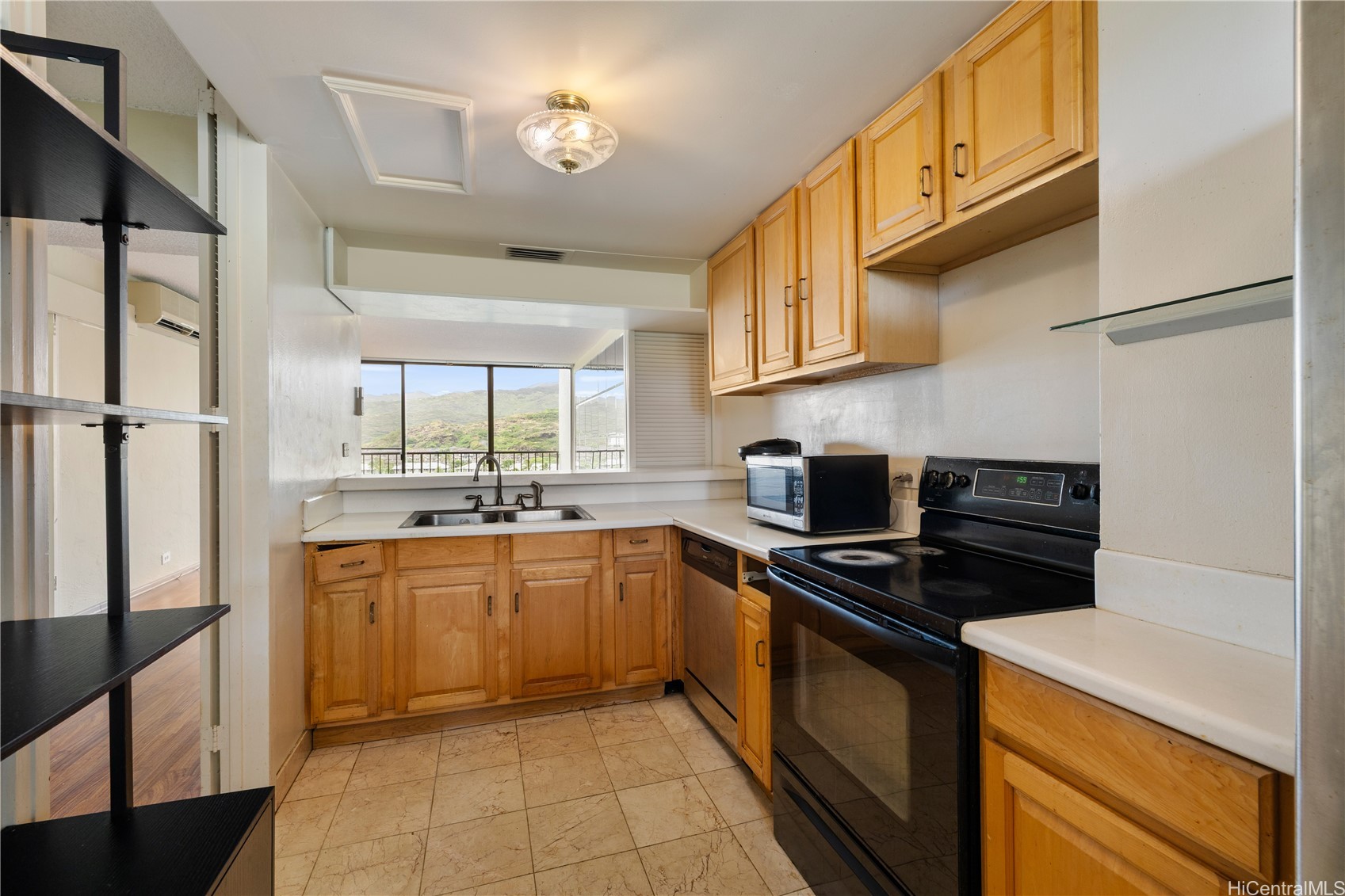 500 Lunalilo Home Road 28j Property Photo 9