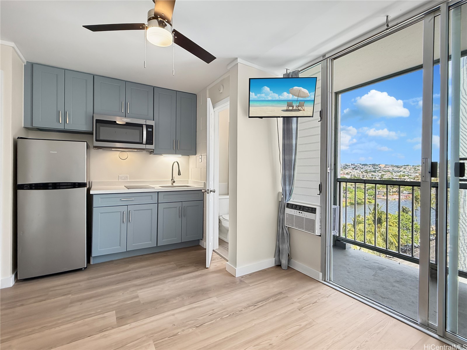 2509 Ala Wai Boulevard 902 Property Photo 1