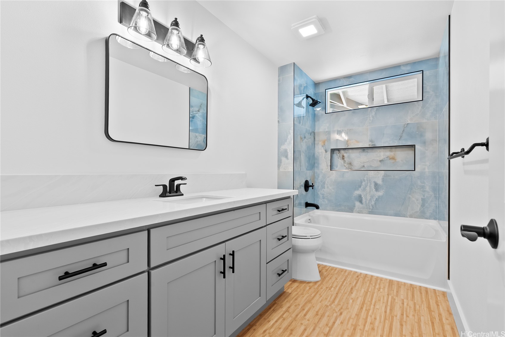15-1688 Beach Road Property Photo 10