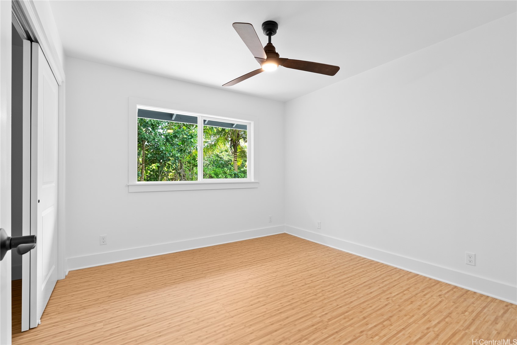 15-1688 Beach Road Property Photo 11
