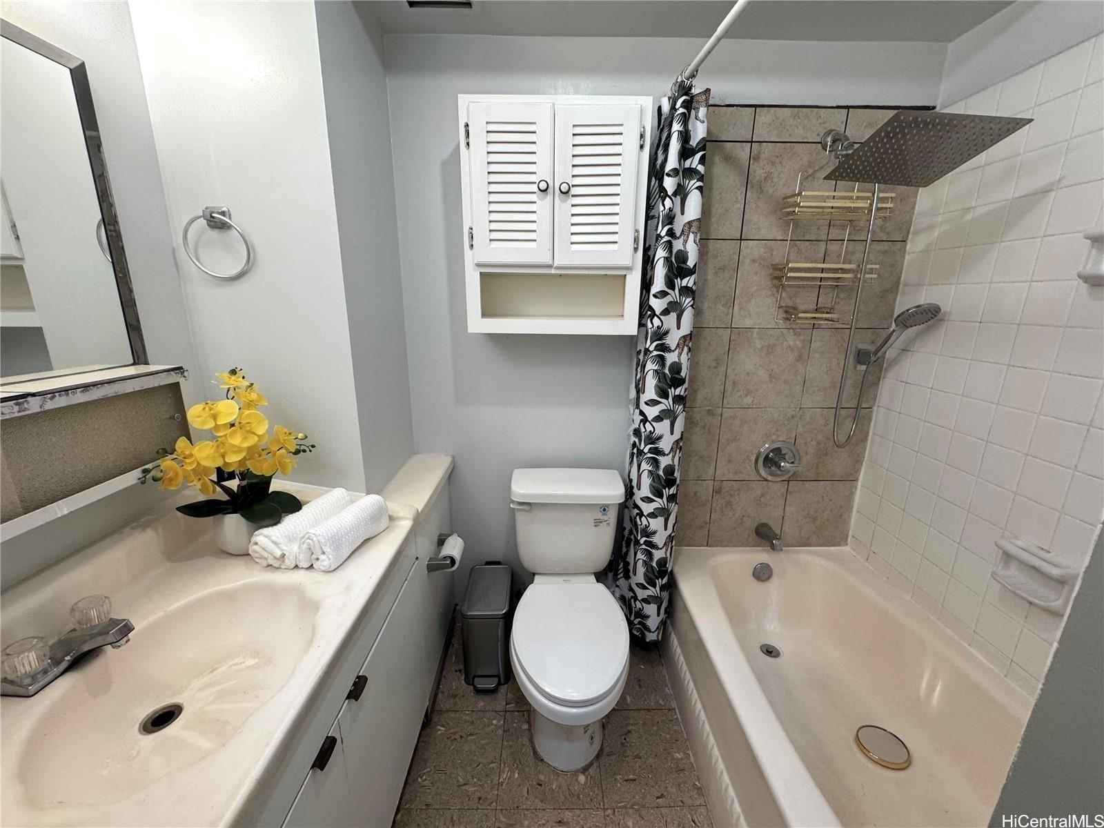 2345 Ala Wai Boulevard 1015 Property Photo 6