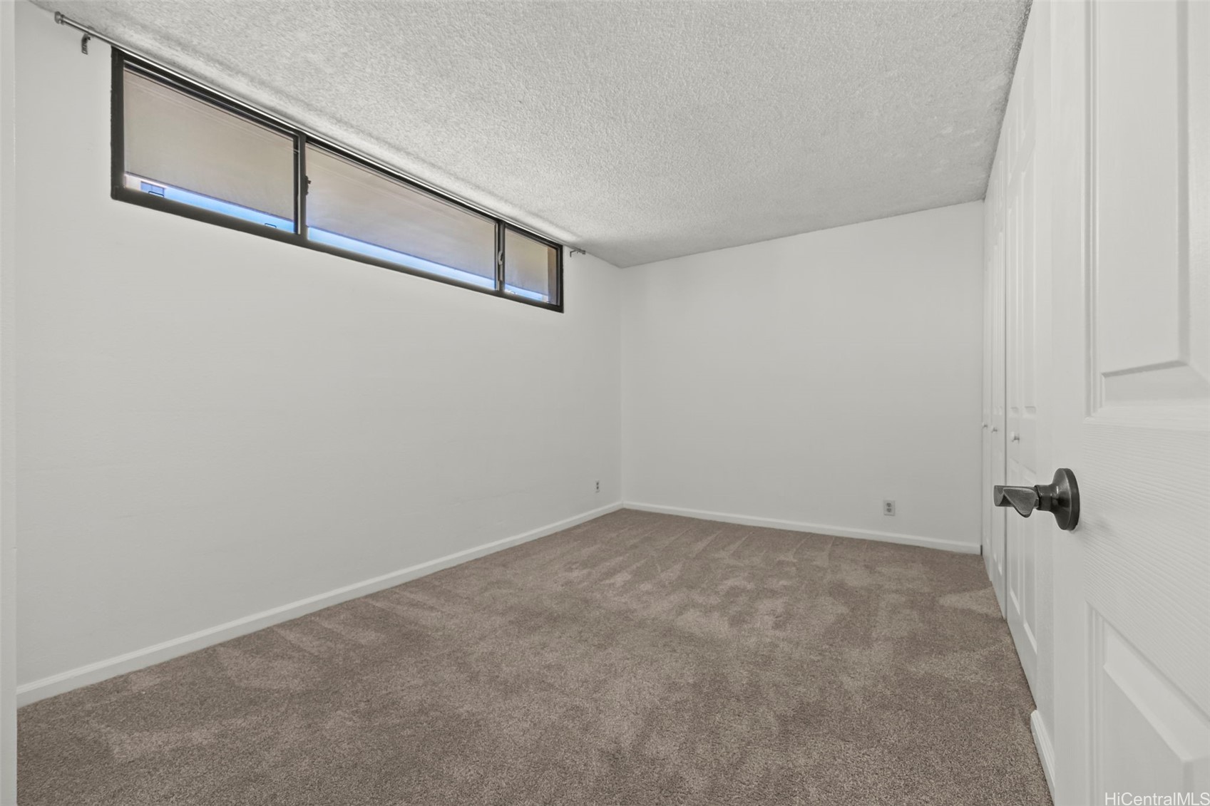 2092 Kuhio Avenue 902 Property Photo 5