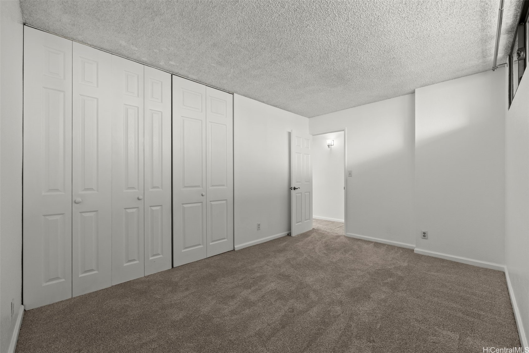 2092 Kuhio Avenue 902 Property Photo 6
