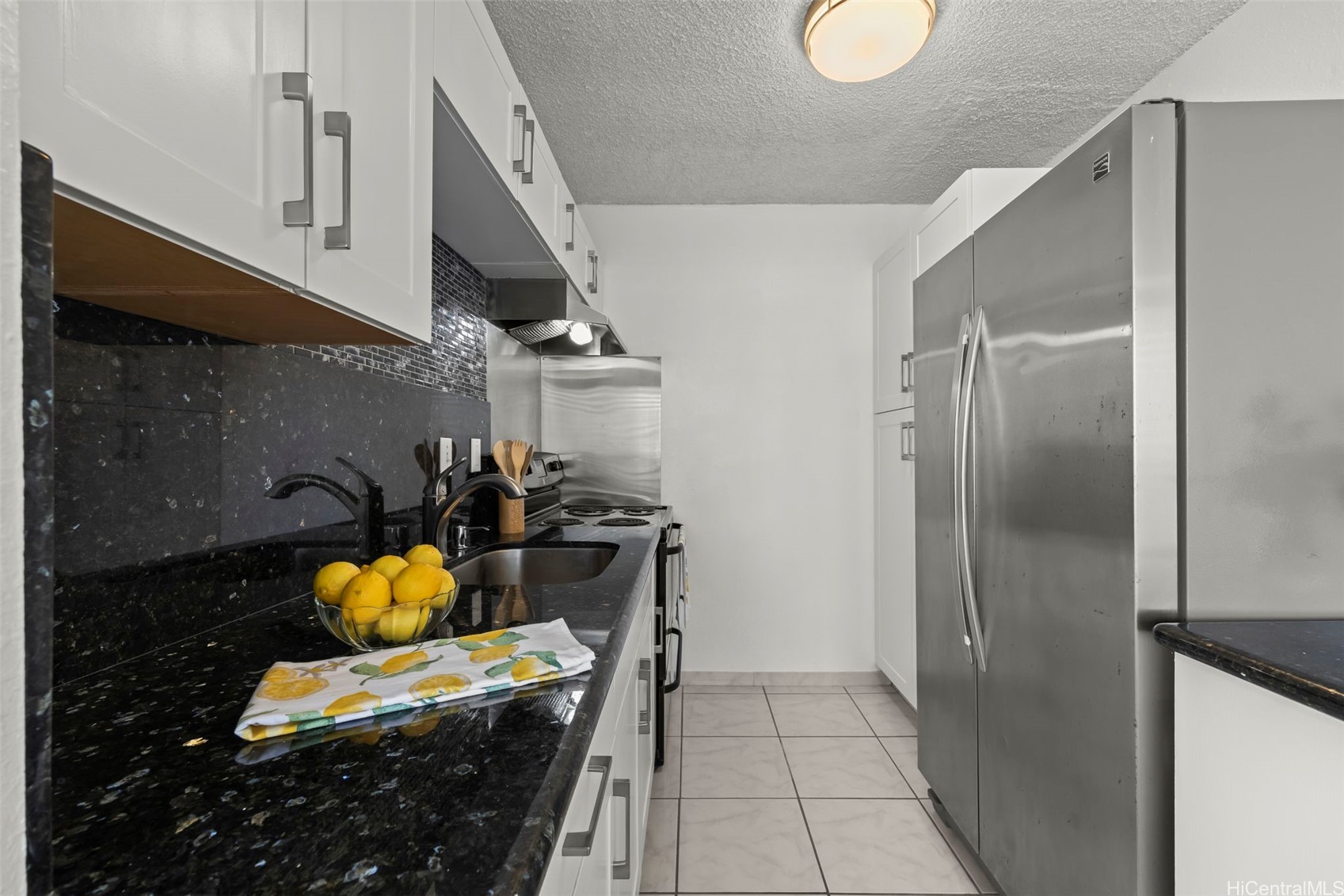 2092 Kuhio Avenue 902 Property Photo 12
