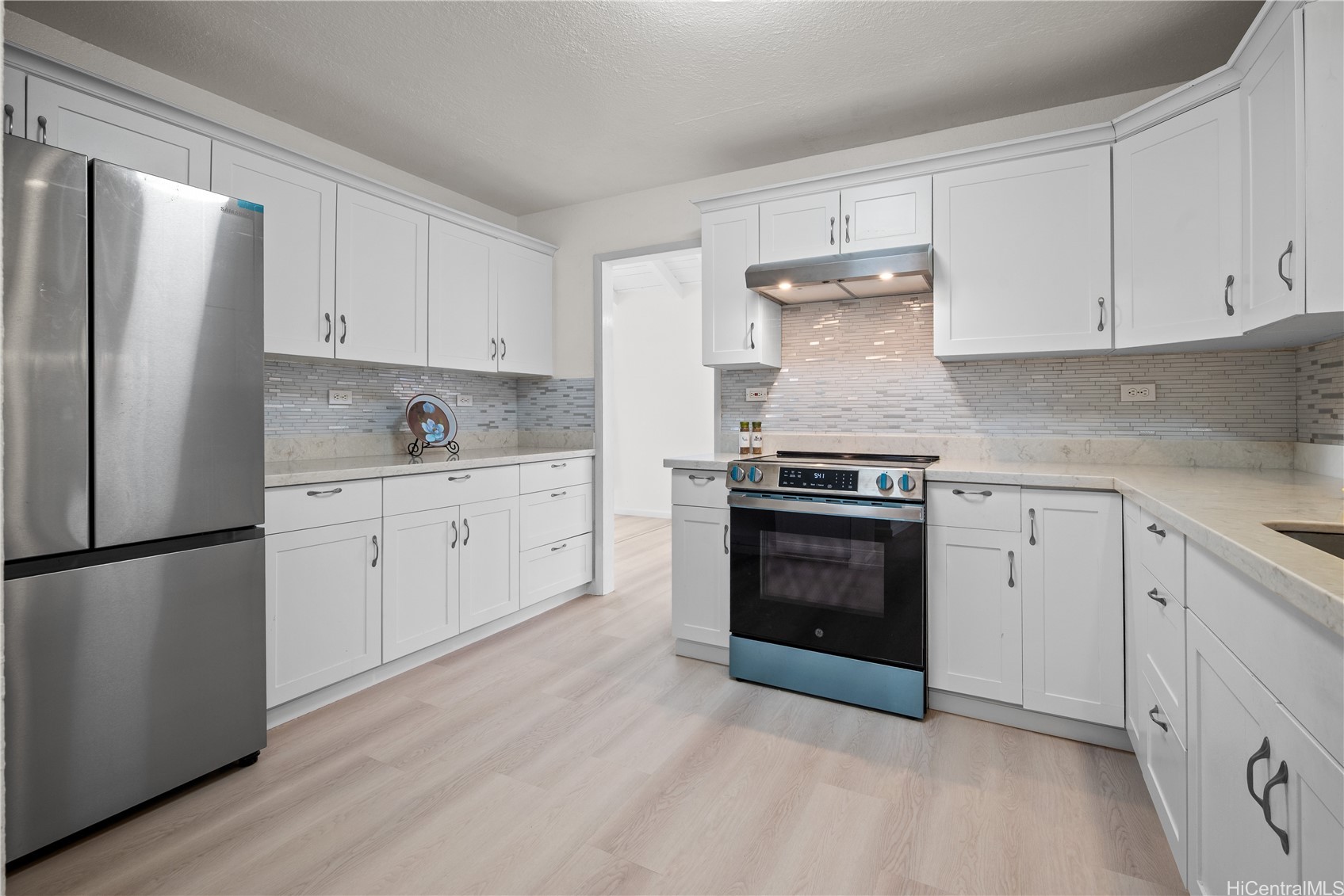 7544 Mokunoio Place Property Photo 2