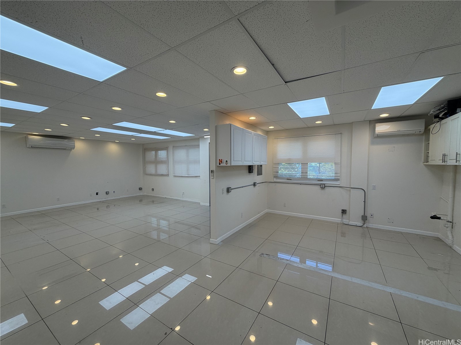 1302 Young Street Property Photo 7