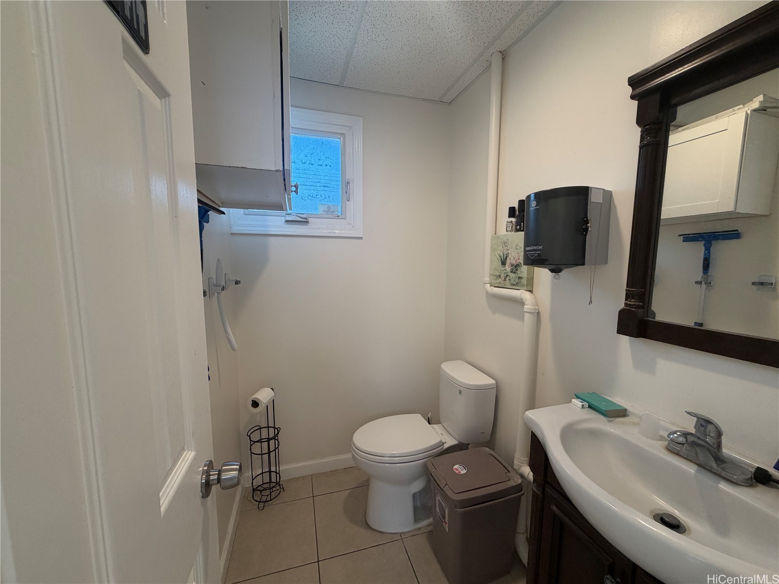 1302 Young Street Property Photo 9