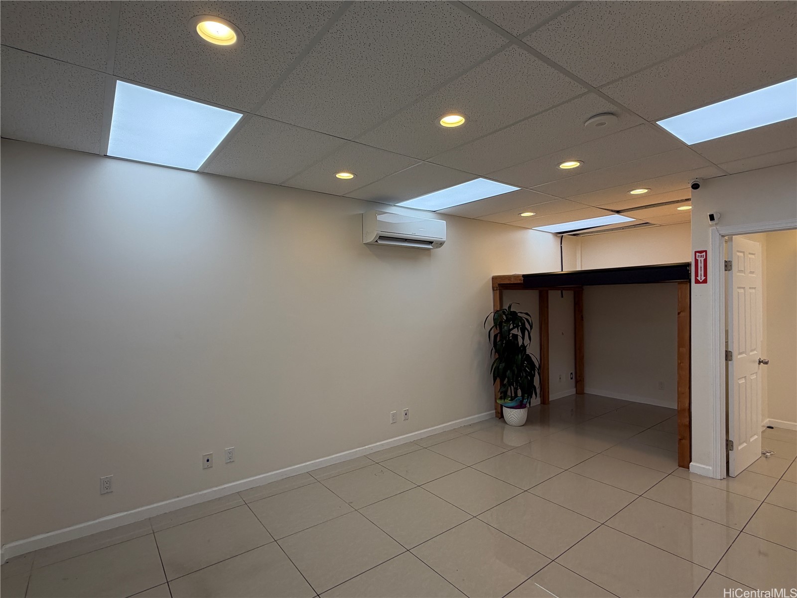 1302 Young Street Property Photo 13