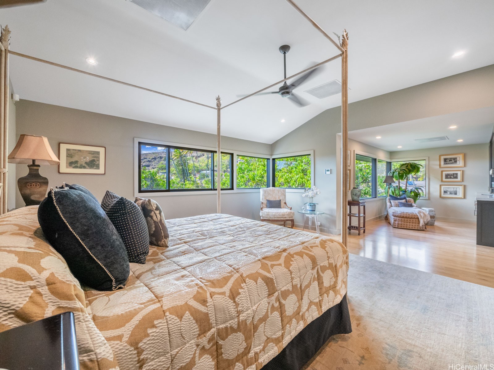 6015 Kalanianaole Highway Property Photo 13