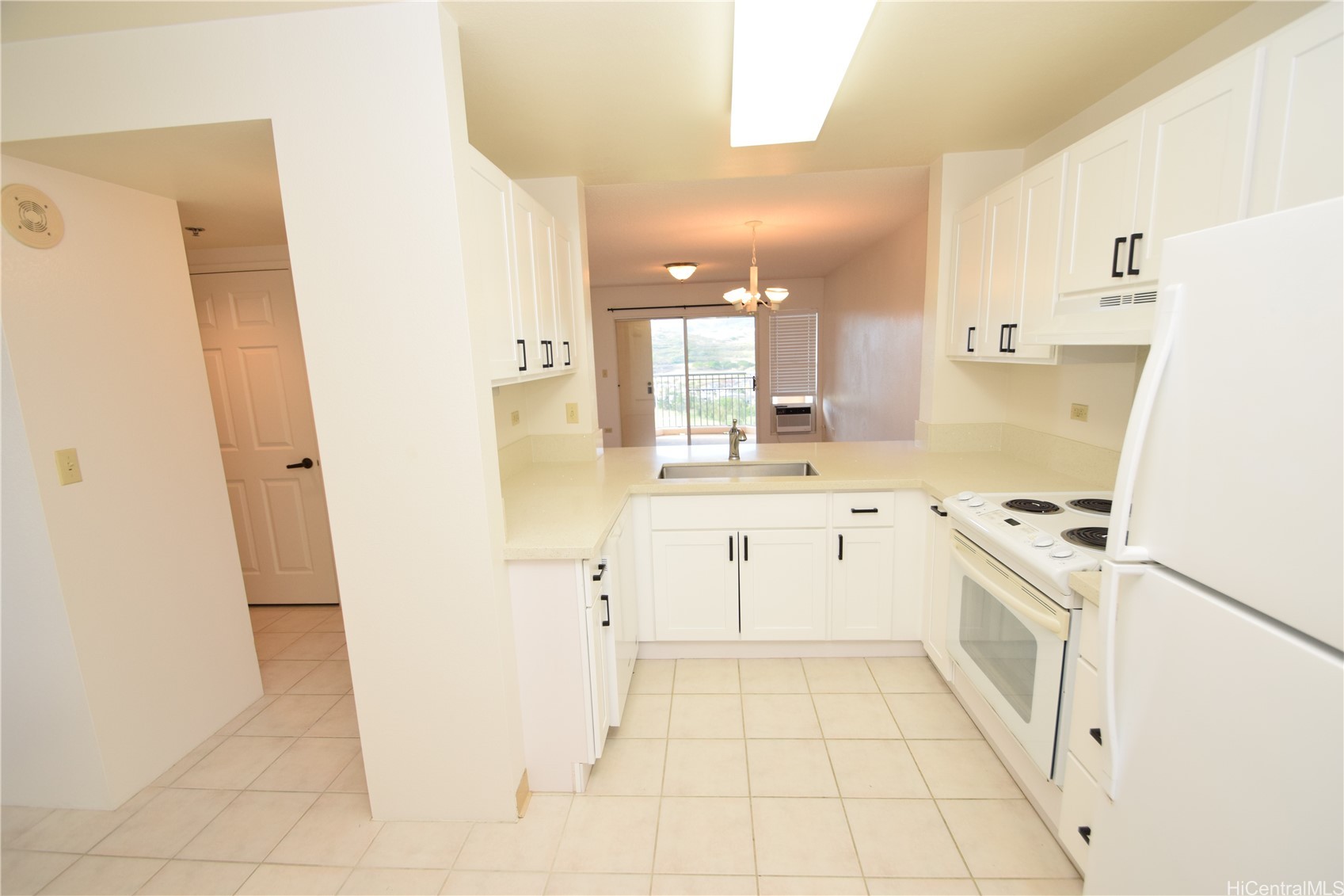 3054 Ala Poha Place 2203 Property Photo 2