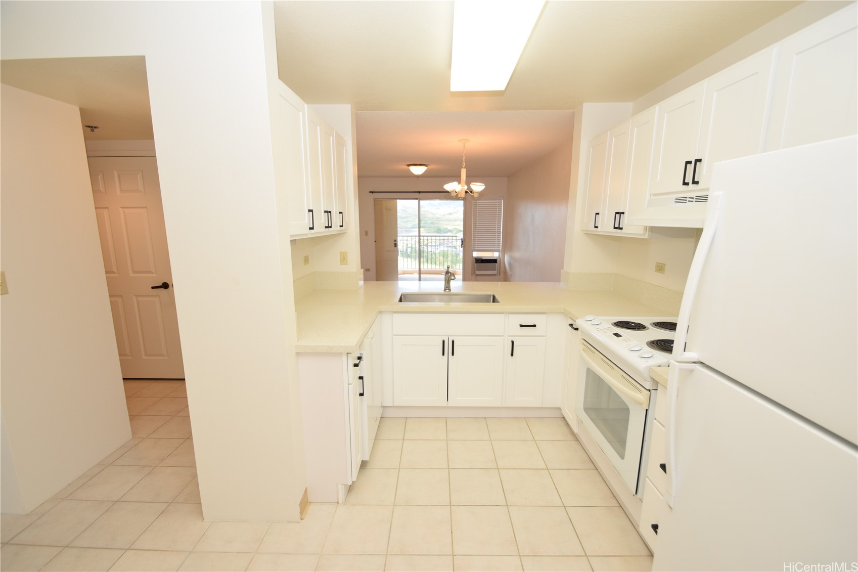 3054 Ala Poha Place 2203 Property Photo 4