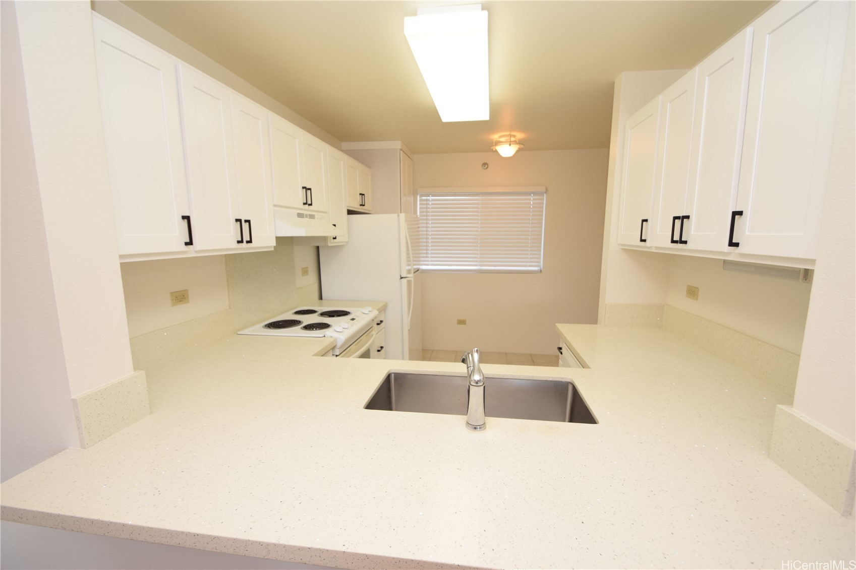 3054 Ala Poha Place 2203 Property Photo 5