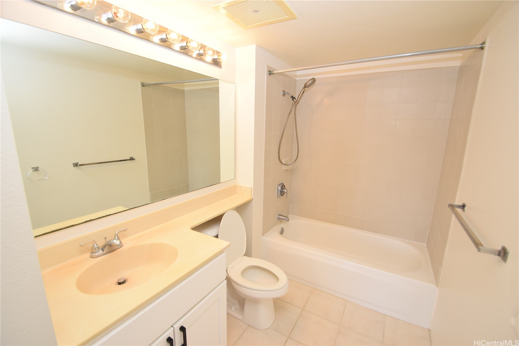 3054 Ala Poha Place 2203 Property Photo 9