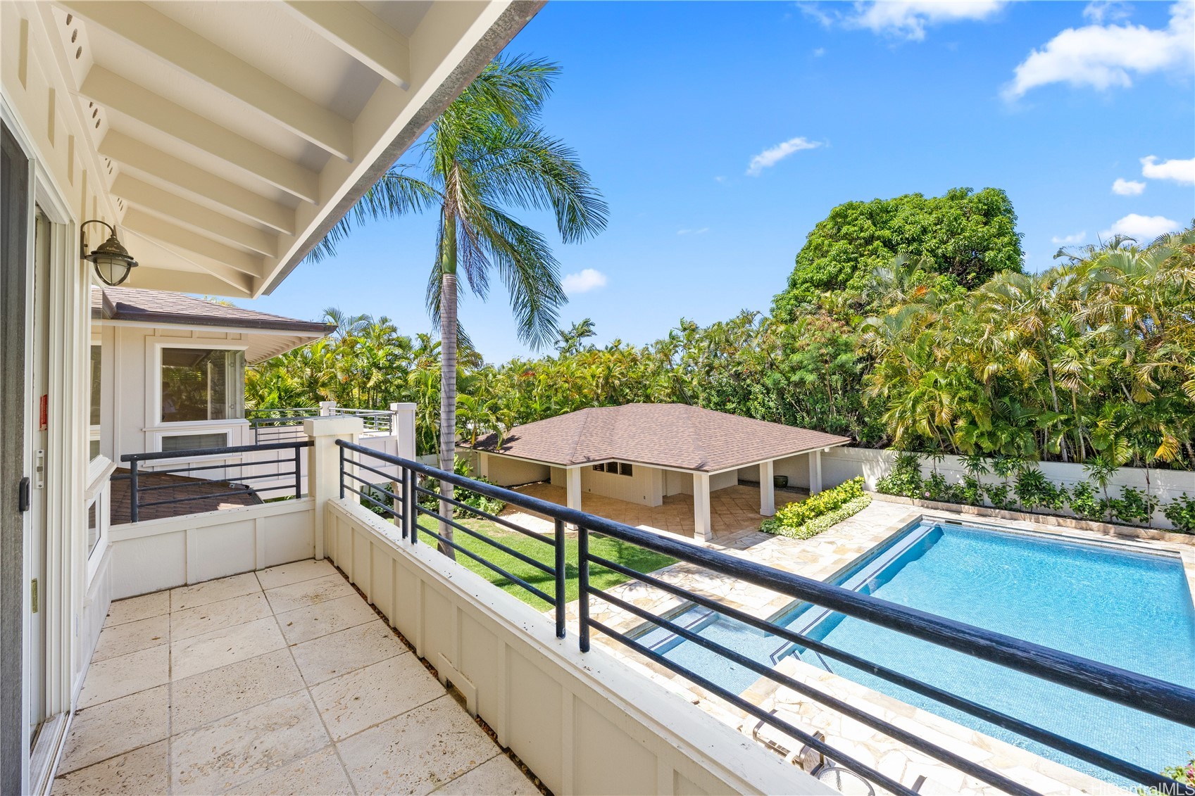 950 Kealaolu Avenue Property Photo 6