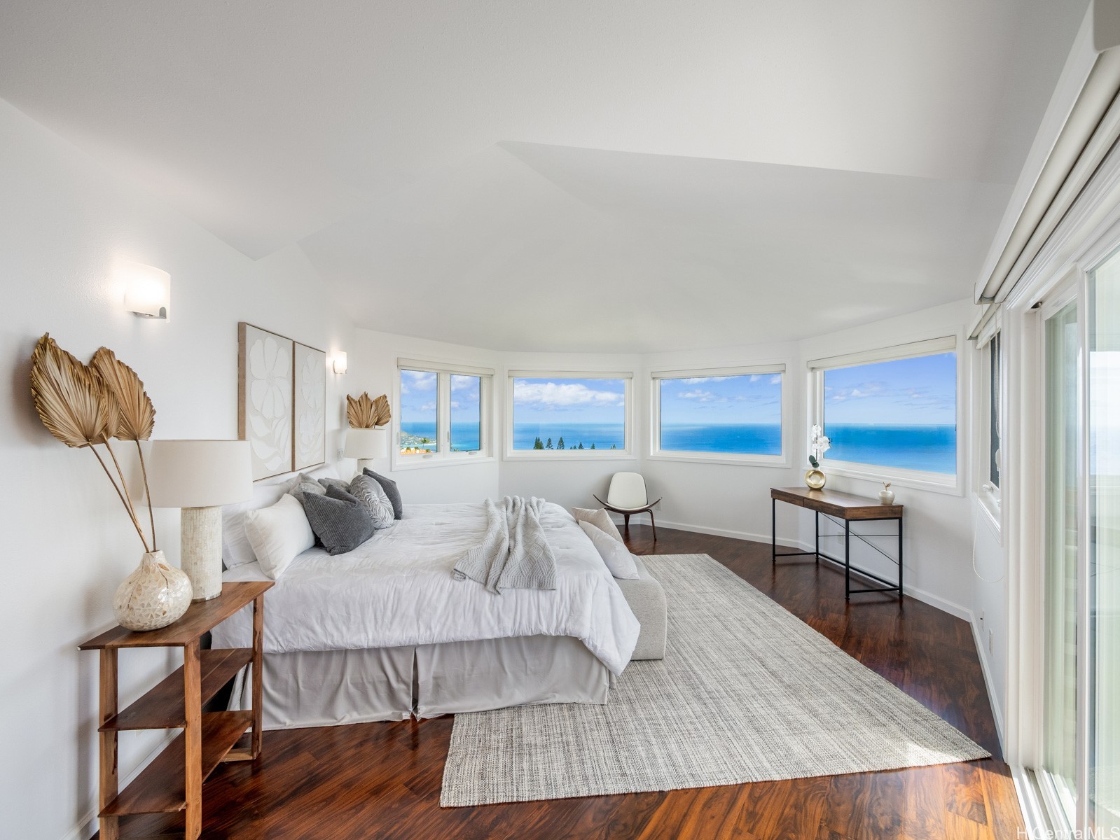 1179 Ikena Circle Property Photo 8