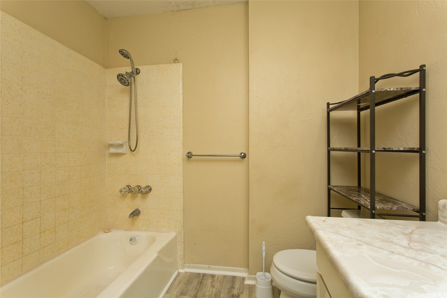 6201 Kawaihae Place D101 Property Photo 10