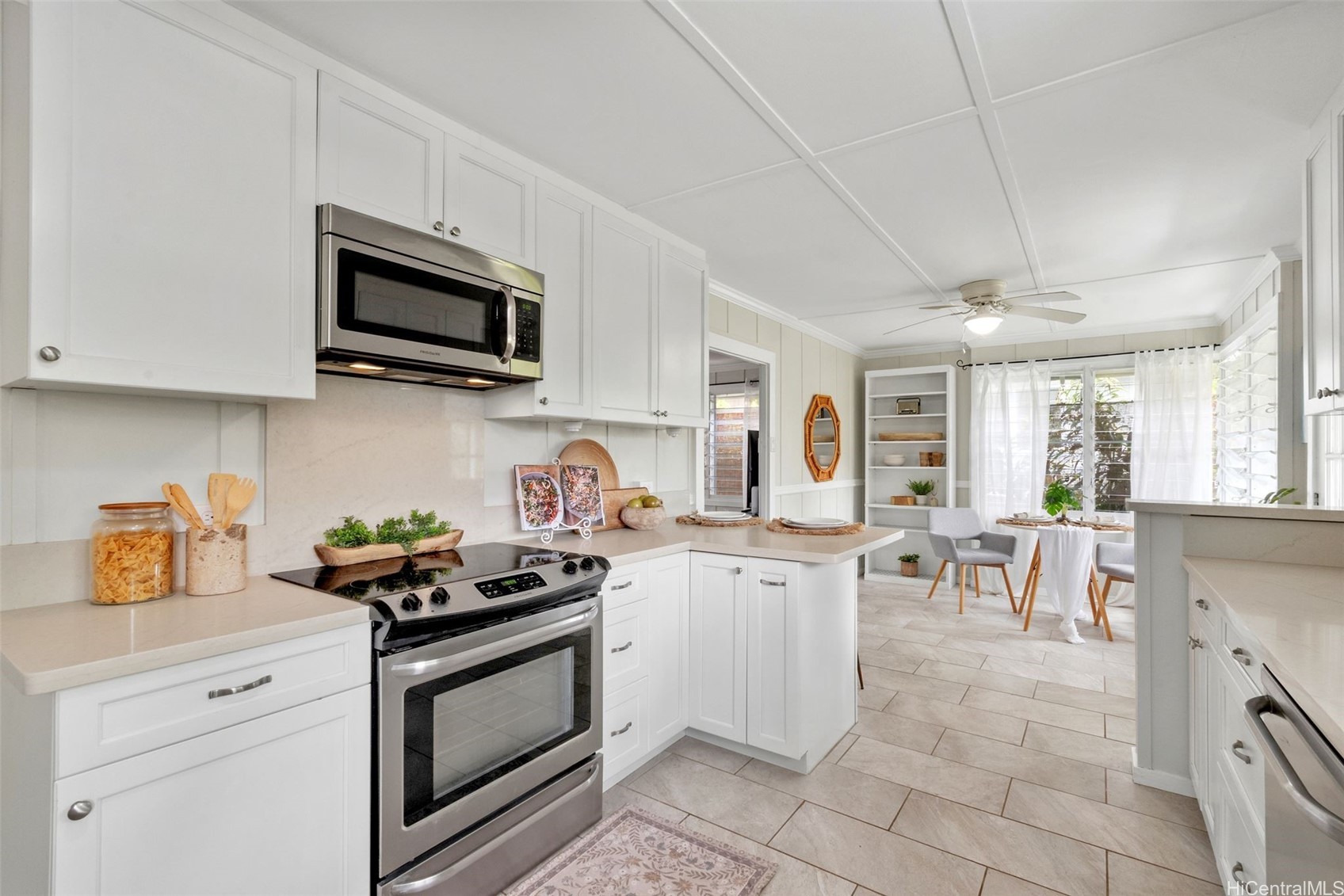 142c Maluniu Avenue Property Photo 8