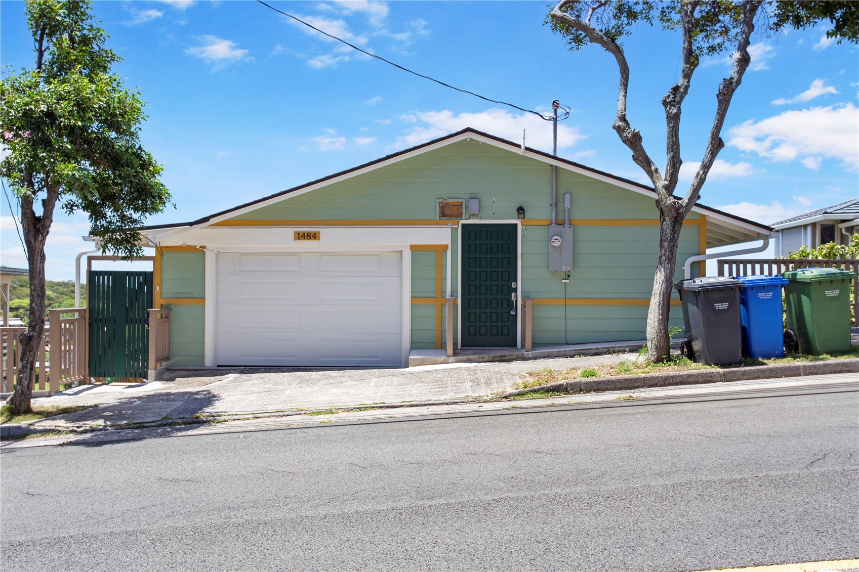 1484 Halekoa Drive Property Photo 1