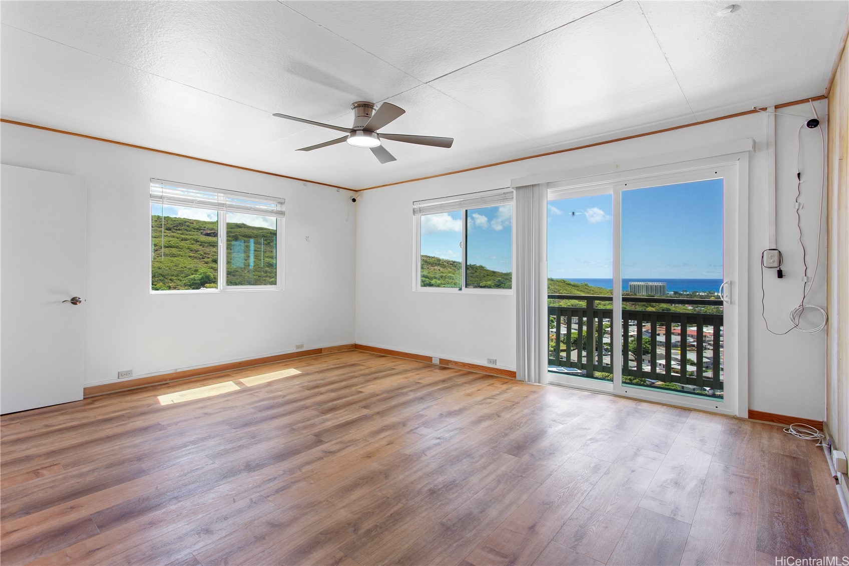 1484 Halekoa Drive Property Photo 9