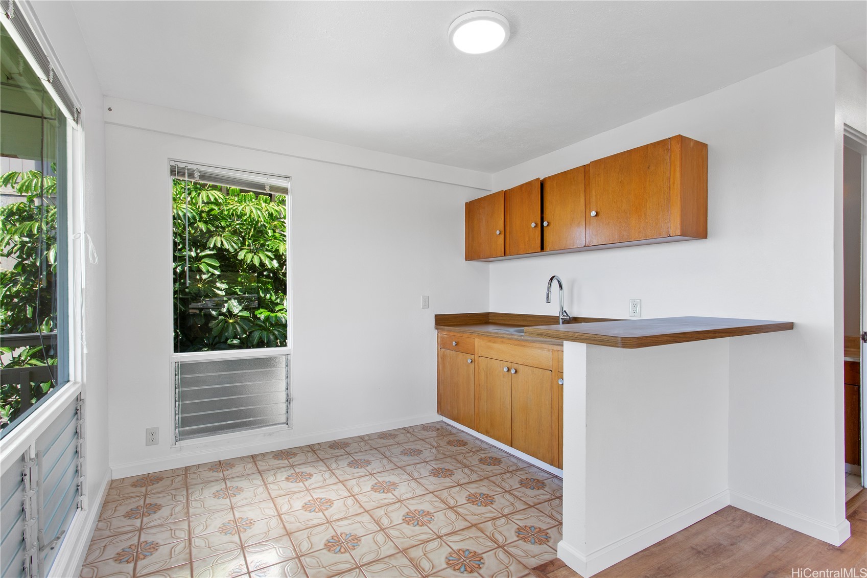 1484 Halekoa Drive Property Photo 17