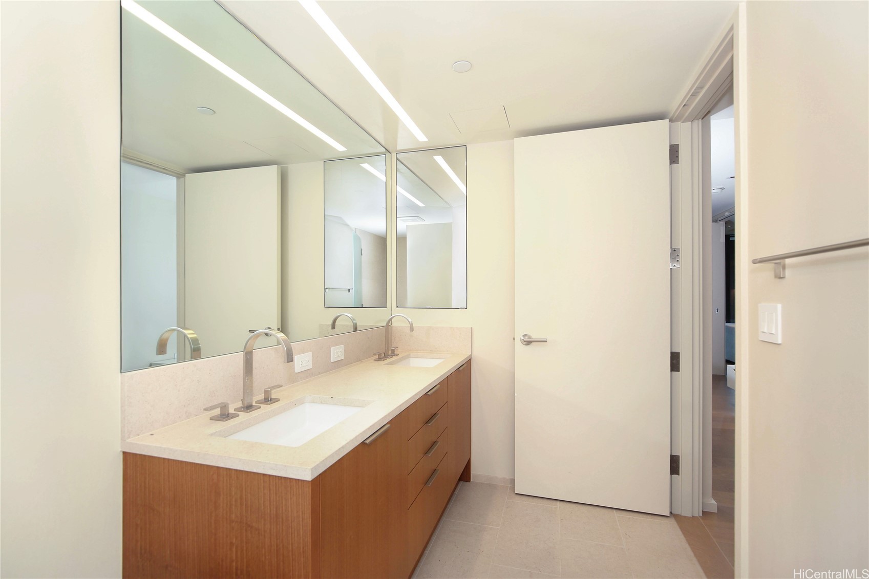 1388 Ala Moana Boulevard 1804 Property Photo 7