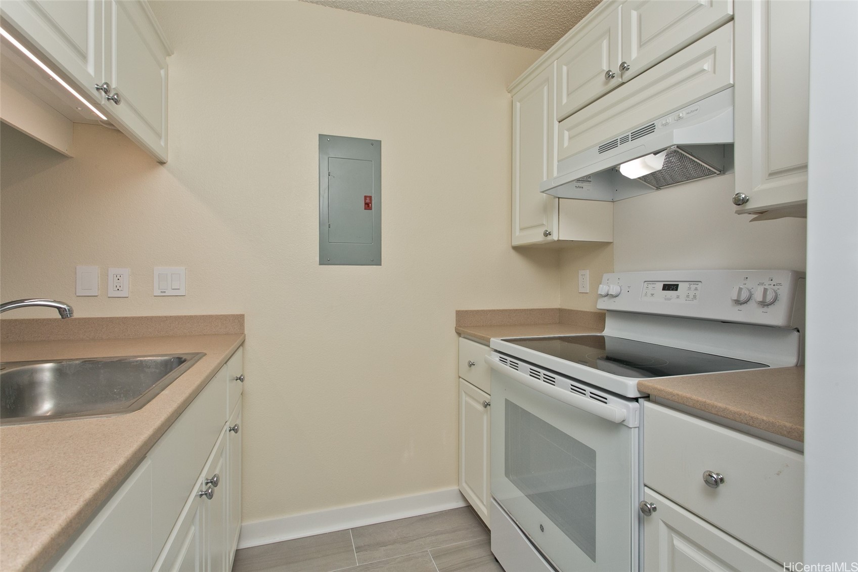 94-1411 Kulewa Loop 35v Property Photo 9