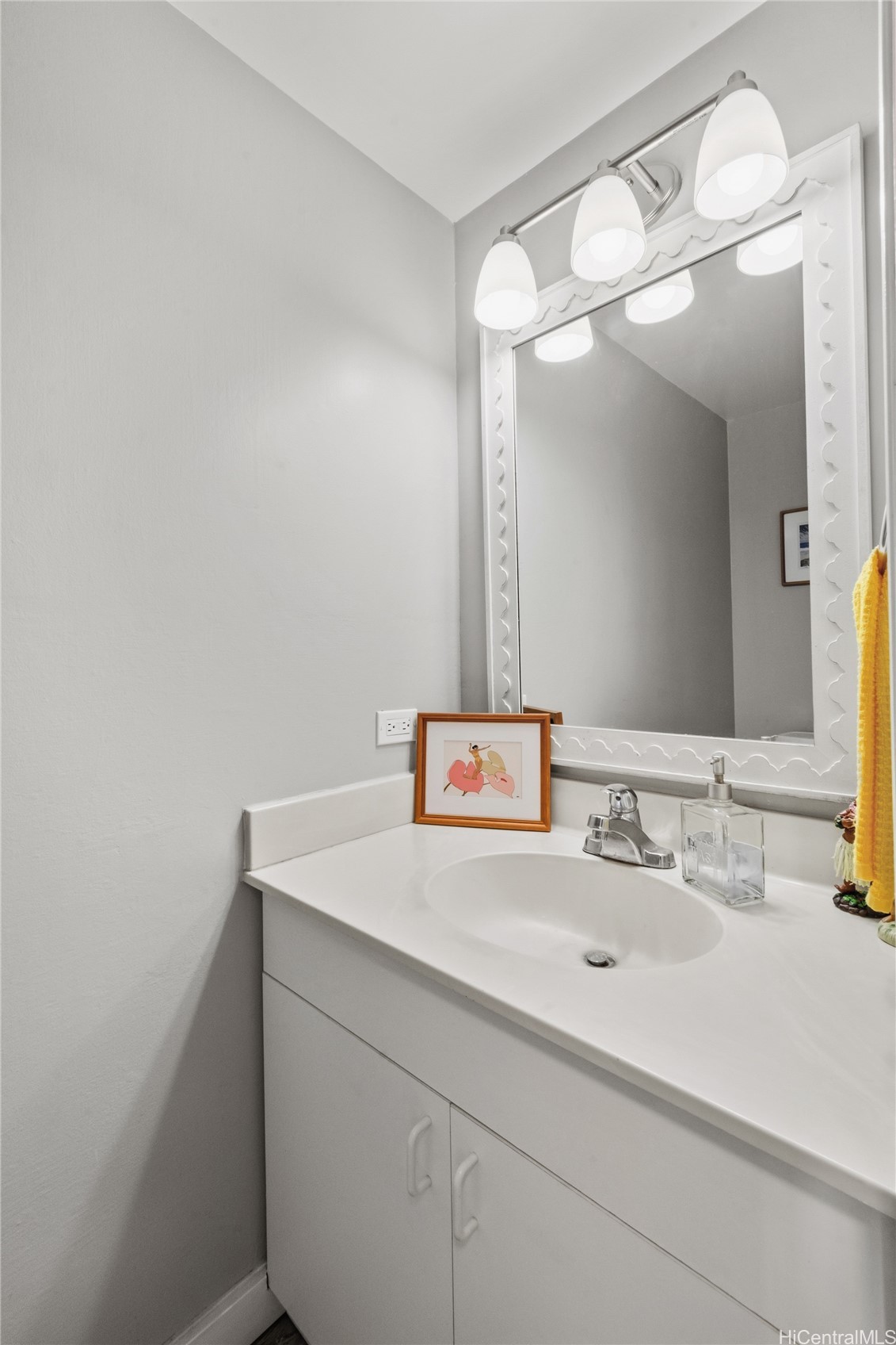 500 University Avenue 928 Property Photo 6