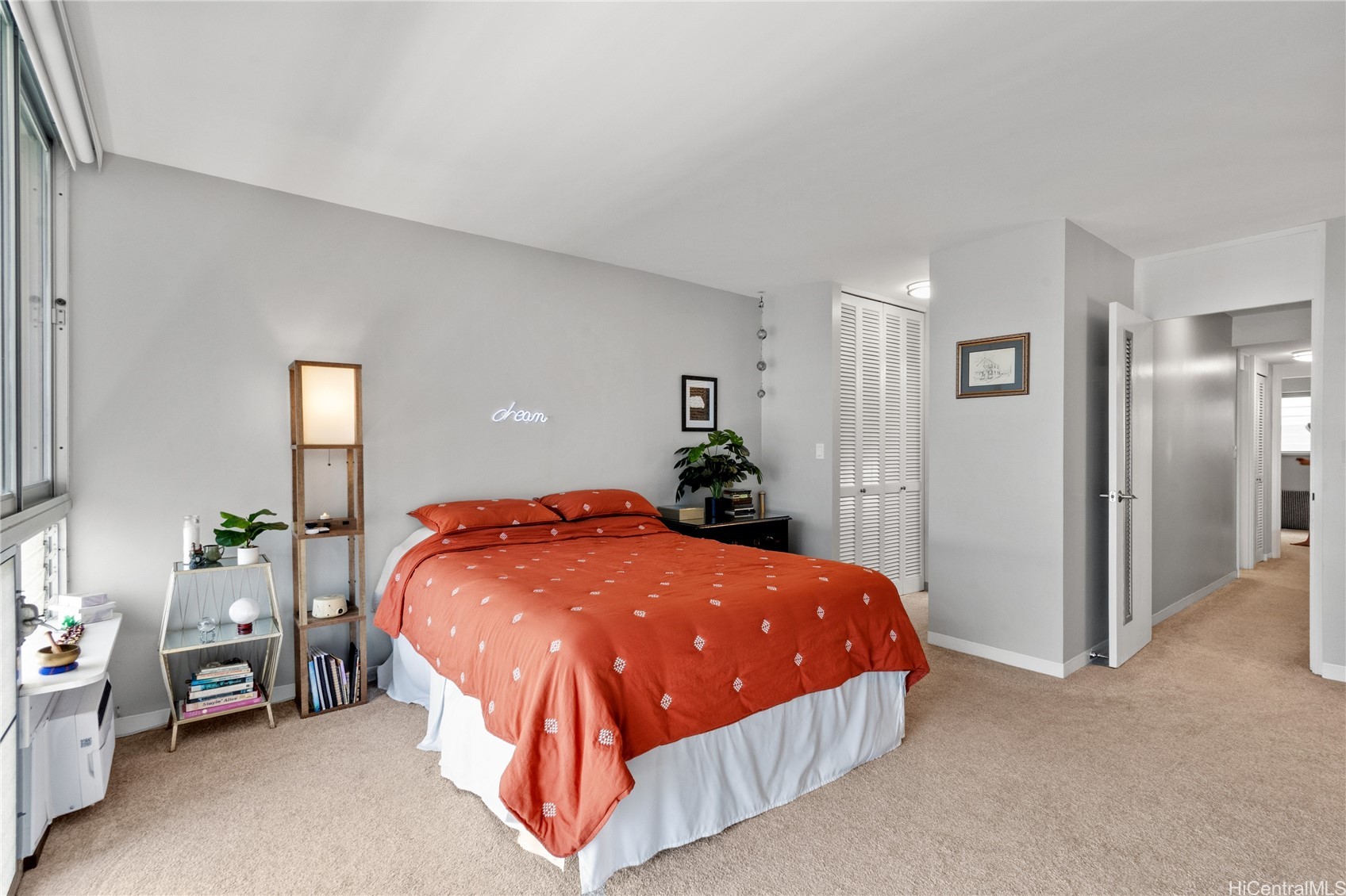 500 University Avenue 928 Property Photo 14