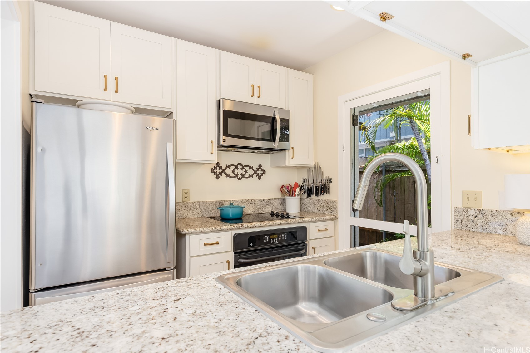 811 Maluniu Avenue Property Photo 6
