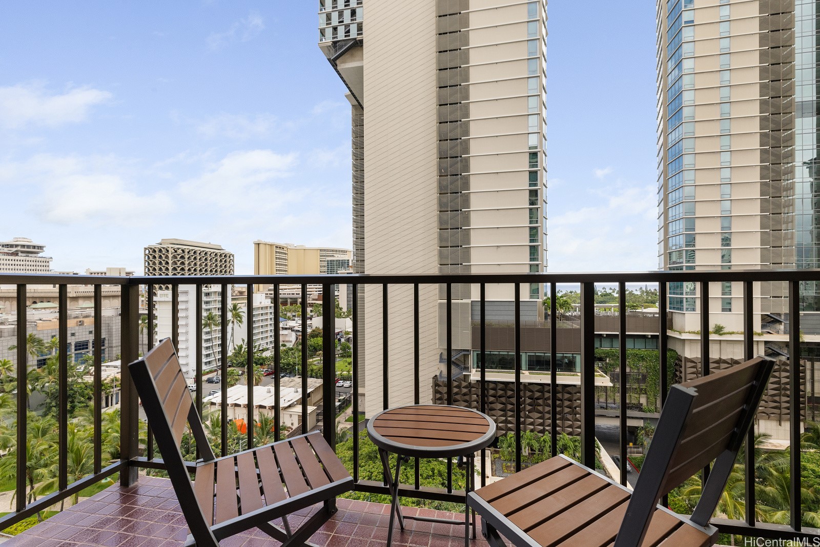 2140 Kuhio Avenue 1103 (nuc) Property Photo 4