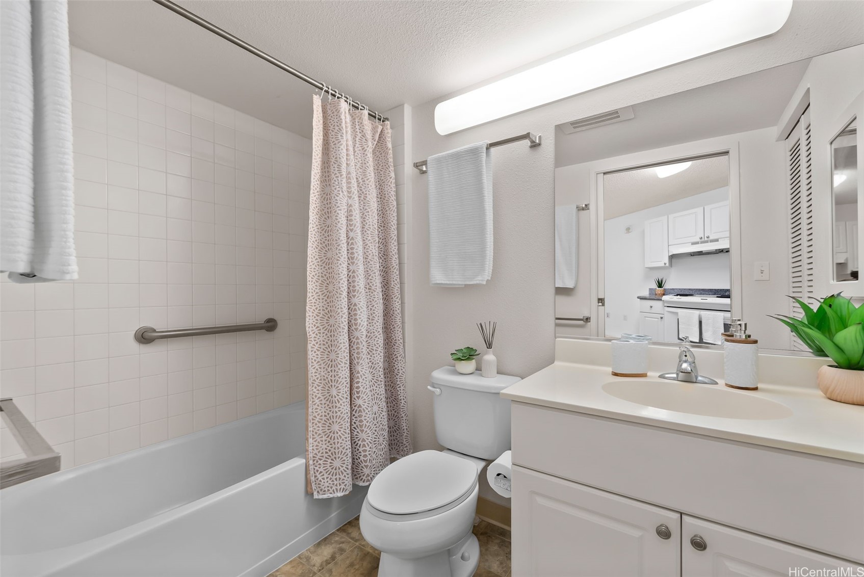 801 South Street 311 Property Photo 5