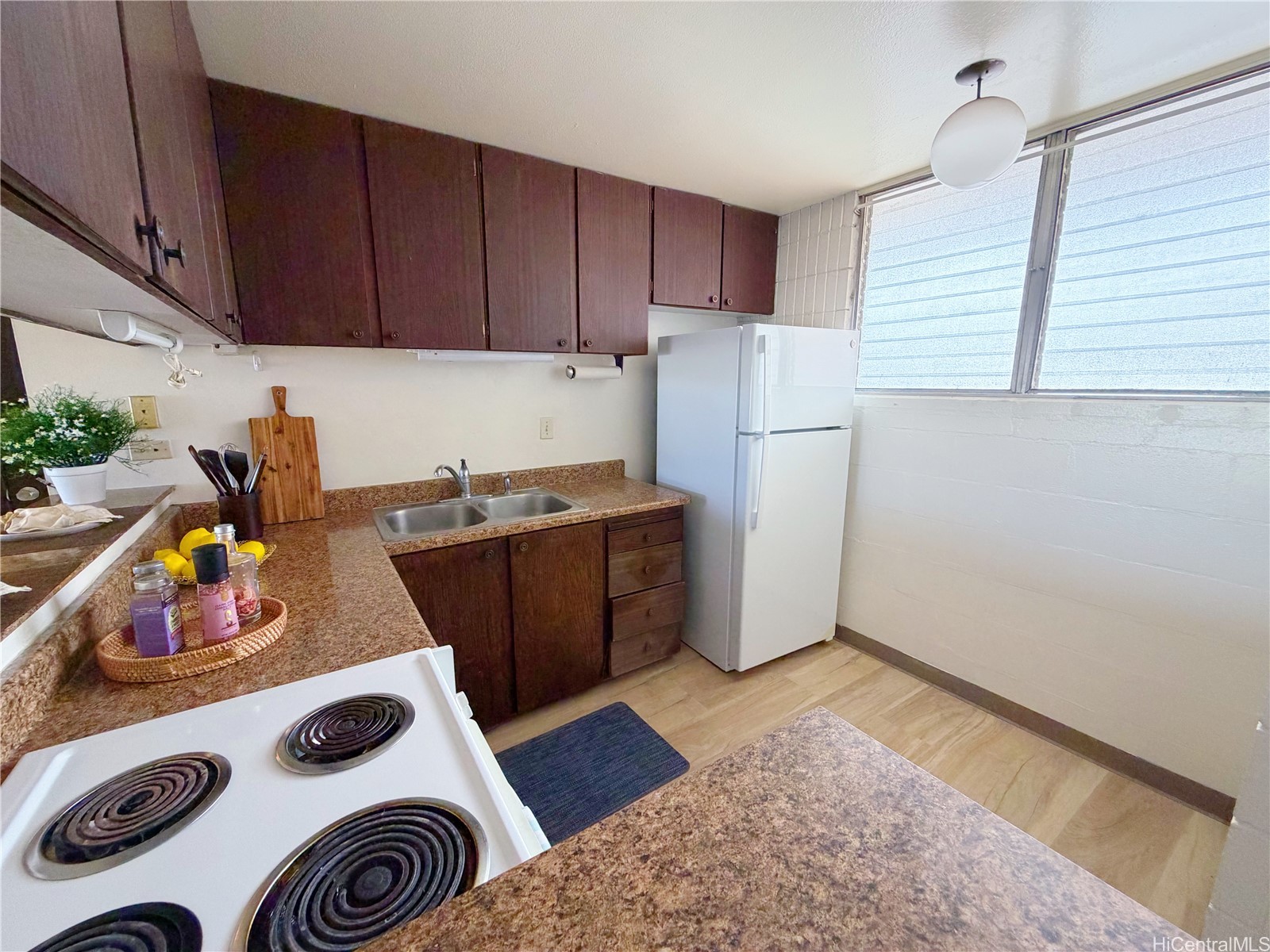 98-729 Moanalua Loop 201 Property Photo 6