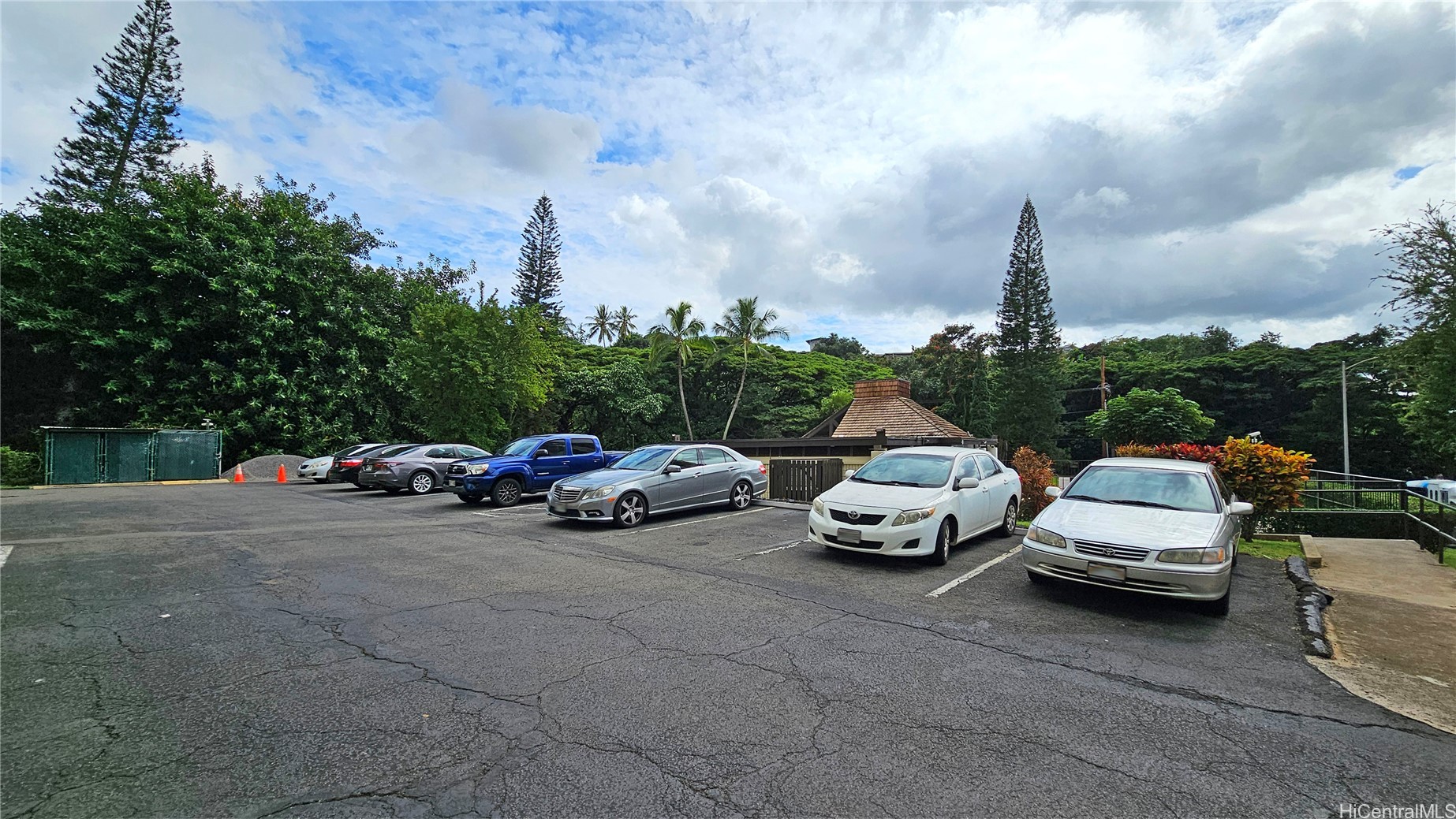 98-500 Koauka Loop 16p Property Photo 20