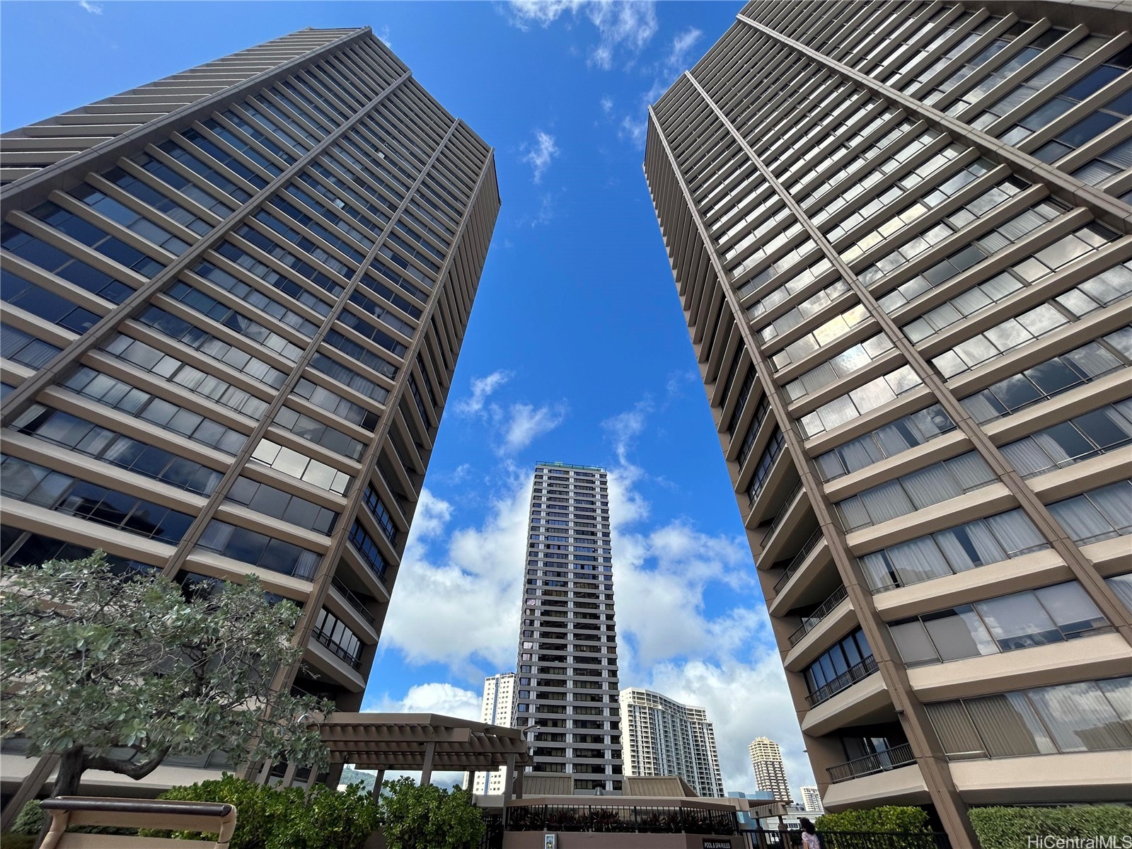 1778 Ala Moana Boulevard 1313 Property Photo 1