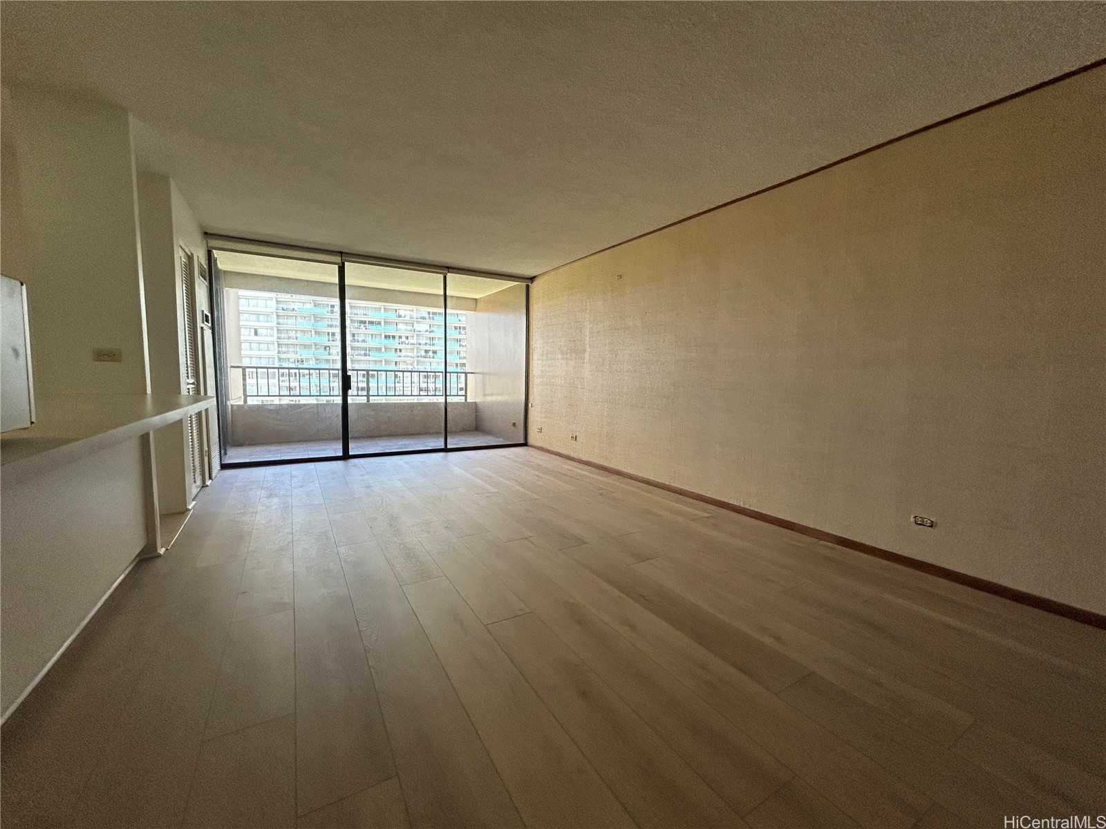 1778 Ala Moana Boulevard 1313 Property Photo 3