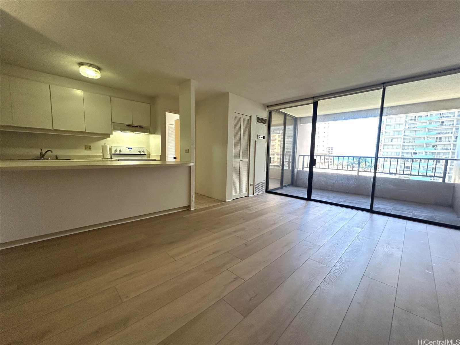 1778 Ala Moana Boulevard 1313 Property Photo 4