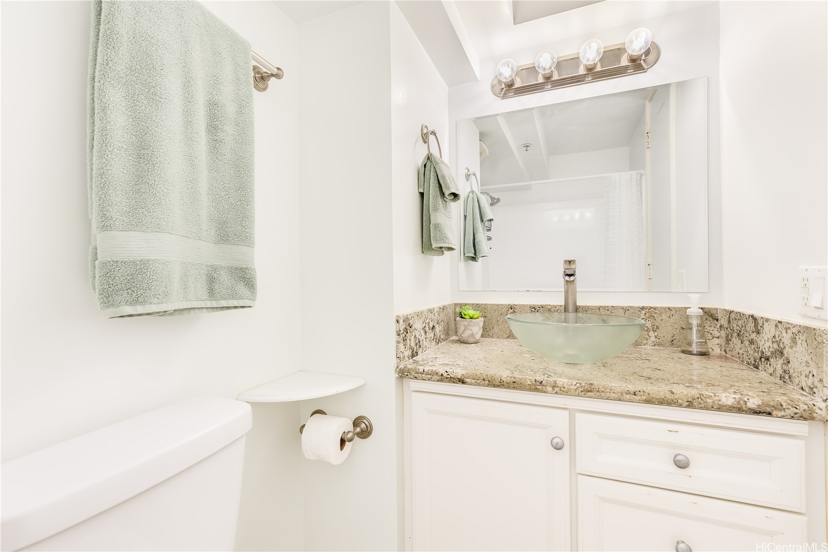 445 Seaside Avenue 3505 Property Photo 11