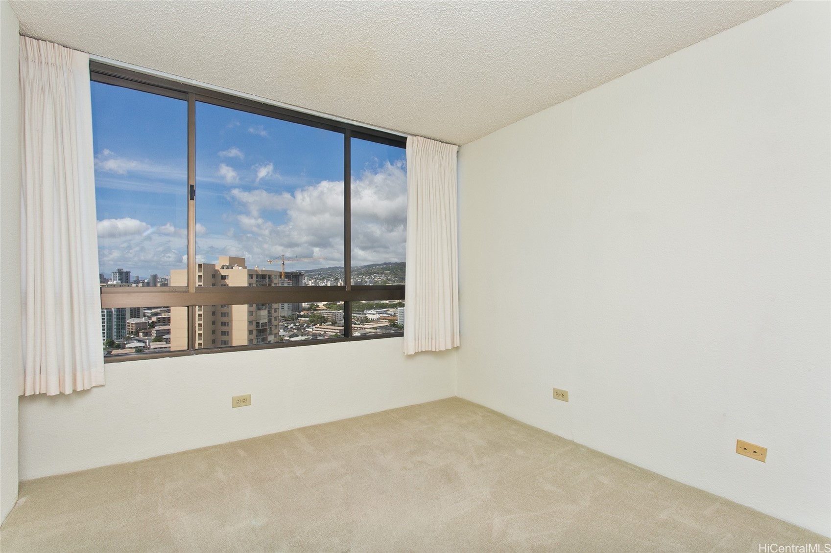 2499 Kapiolani Boulevard 2008 Property Photo 3